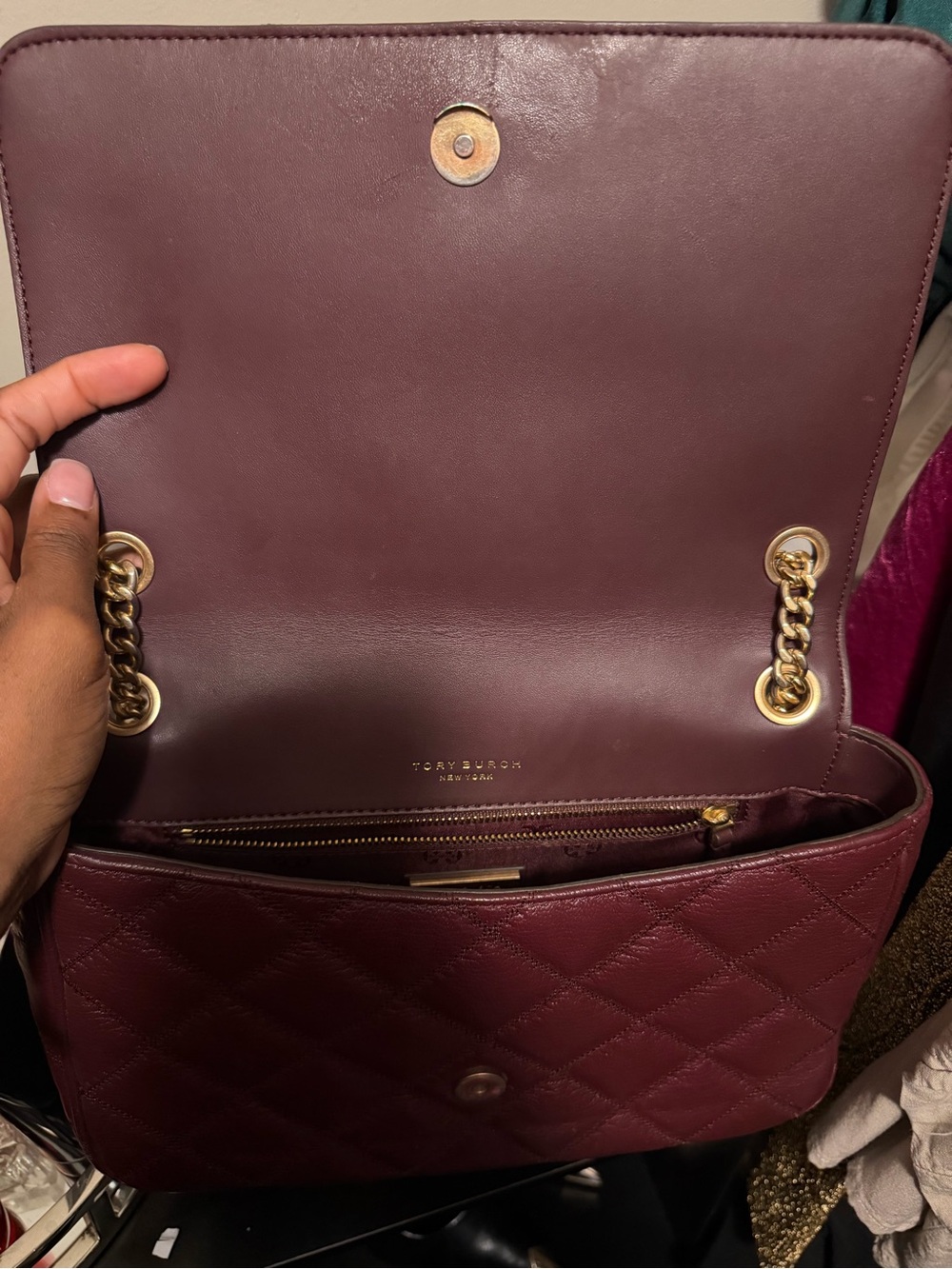 Tory Burch Quilted Shoulder Bag and Wallet in Wine with Gold Hardware - Picture 2 of 4